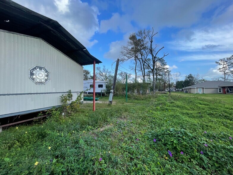 More Photos Of 7535 Nodding Pines Ln, Houston Manufactured Housing Mobile Home Park For Sale