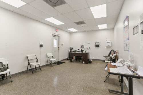 More Photos Of 3720 Robertson St, Metairie Warehouse For Lease