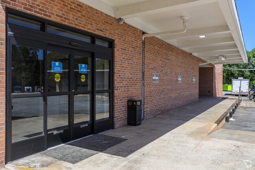 2357 Warm Springs Rd, Columbus, GA 31904 Office