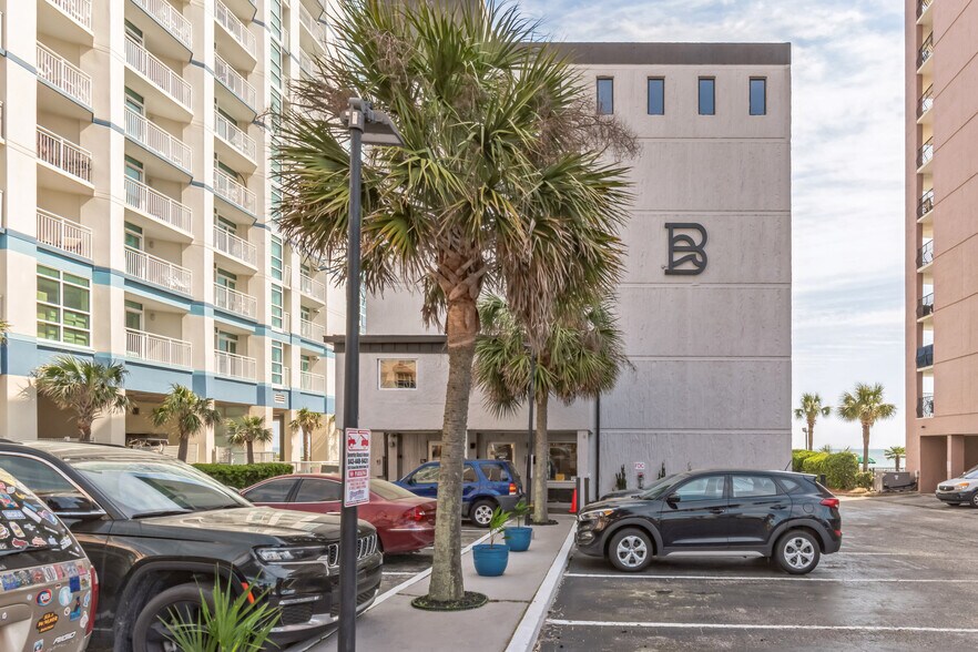 More Photos Of 2502 N Ocean Blvd, Myrtle Beach Hotel For Sale