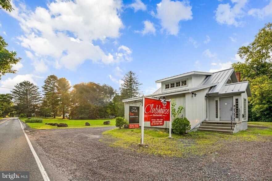 Primary Photo Of 1821 River Rd, Upper Black Eddy Restaurant For Sale