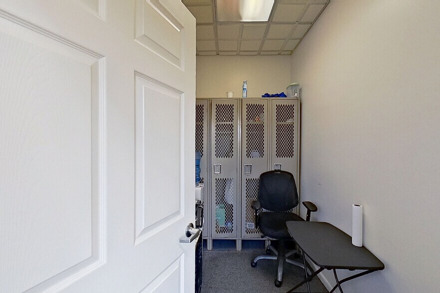 More Photos Of 62 W Inman Ave, Rahway Flex For Lease