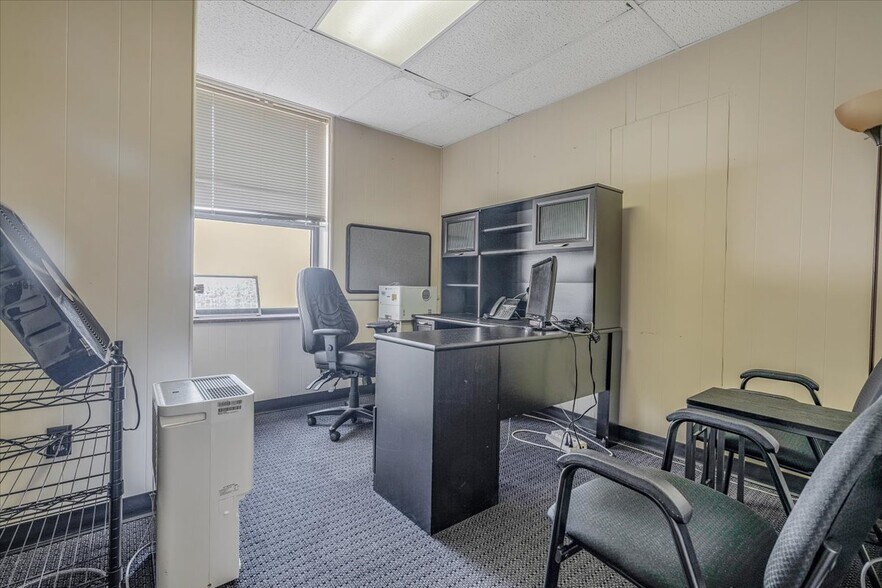 More Photos Of 723 Braddock Ave, Braddock Office For Sale
