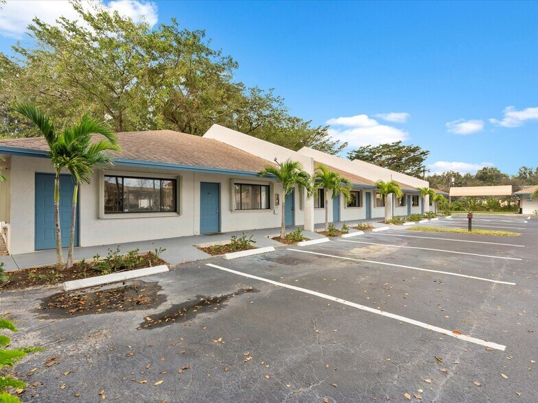 More Photos Of 4177 S Congress Ave, Palm Springs Assisted Living For Sale