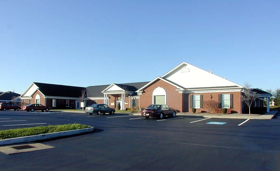 More Photos Of 6447-6477 Frank Ave, Canton Medical For Lease