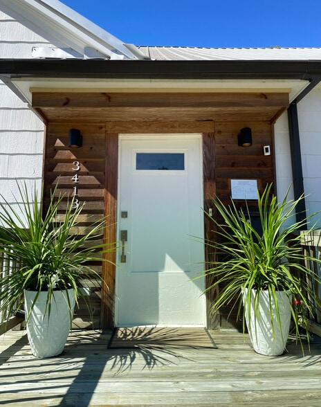 More Photos Of 3413 N State St, Jackson Office Residential For Sale