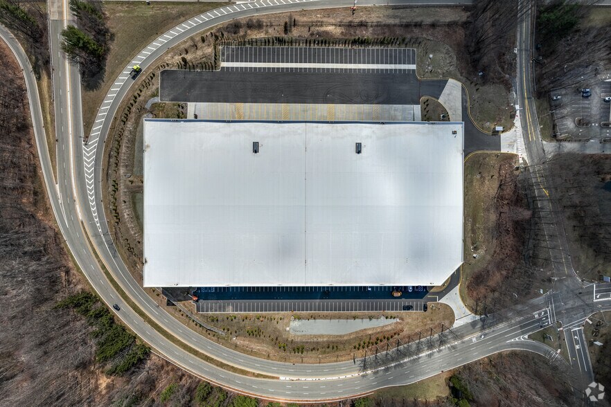 More Photos Of 2000 International Dr, Mount Olive Unknown For Lease