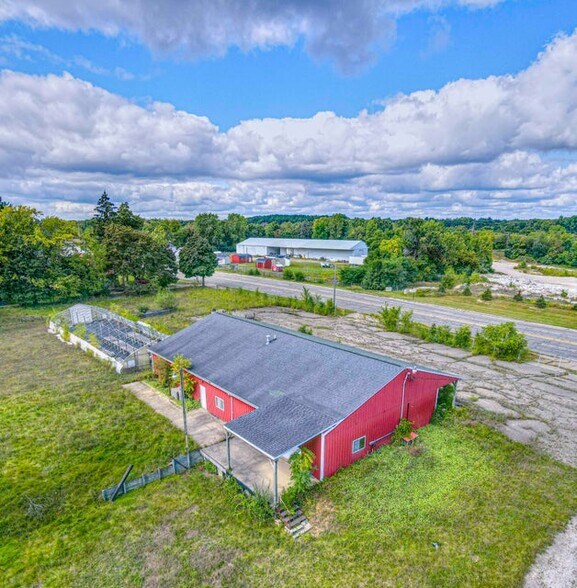 More Photos Of 3233 Page Ave, Jackson Garden Center For Sale