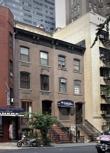 More Photos Of 133 E 39th St, New York Office Residential For Lease
