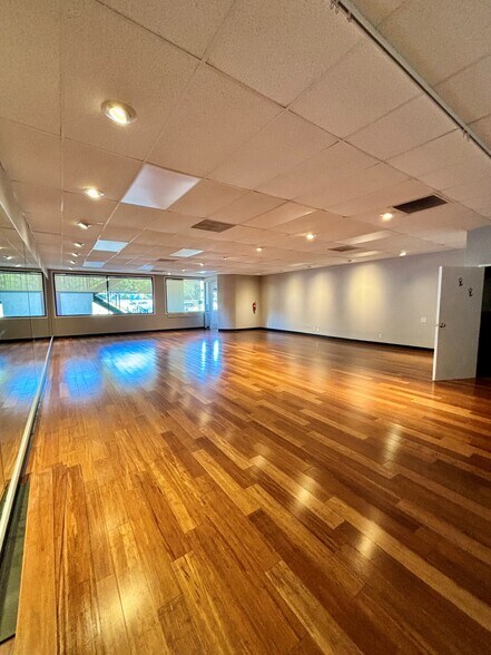 More Photos Of 2707 S Diamond Bar Blvd, Diamond Bar Loft Creative Space For Lease
