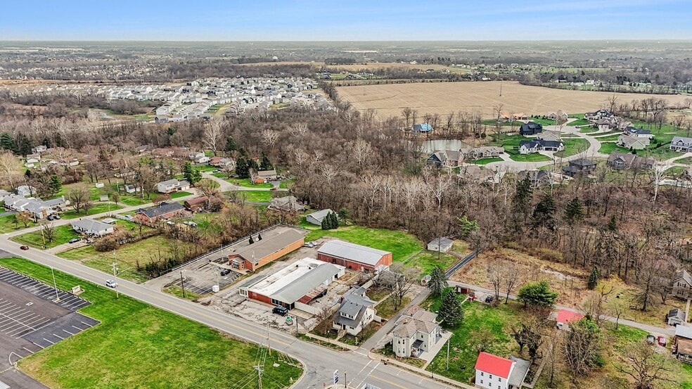 More Photos Of 240 Columbus st, Lithopolis Auto Repair For Sale