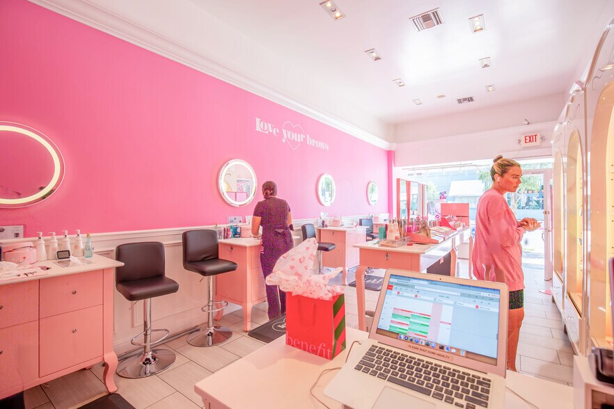 More Photos Of 8379-8389 W 3rd St, Los Angeles Storefront For Lease