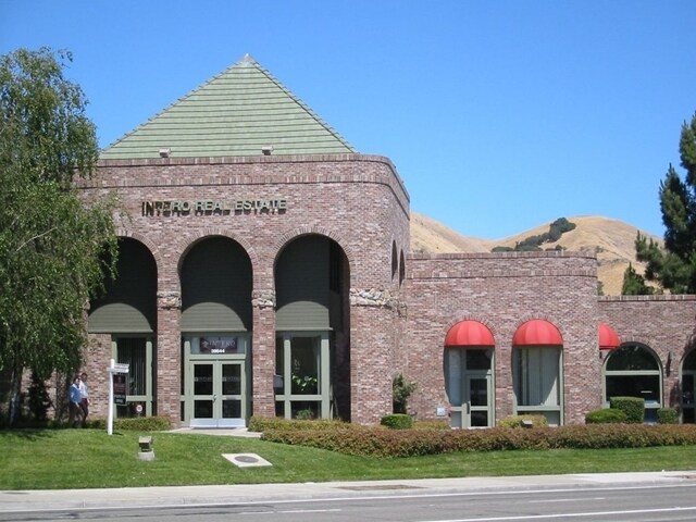 More Photos Of 39654-39678 Mission Blvd, Fremont Office For Lease