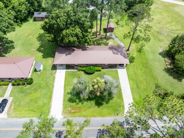 More Photos Of 325 SW Leisure Dr, Lake City Apartments For Sale
