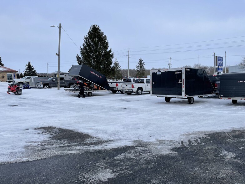 More Photos Of 8500 Road 164, Listowel Hotel For Sale