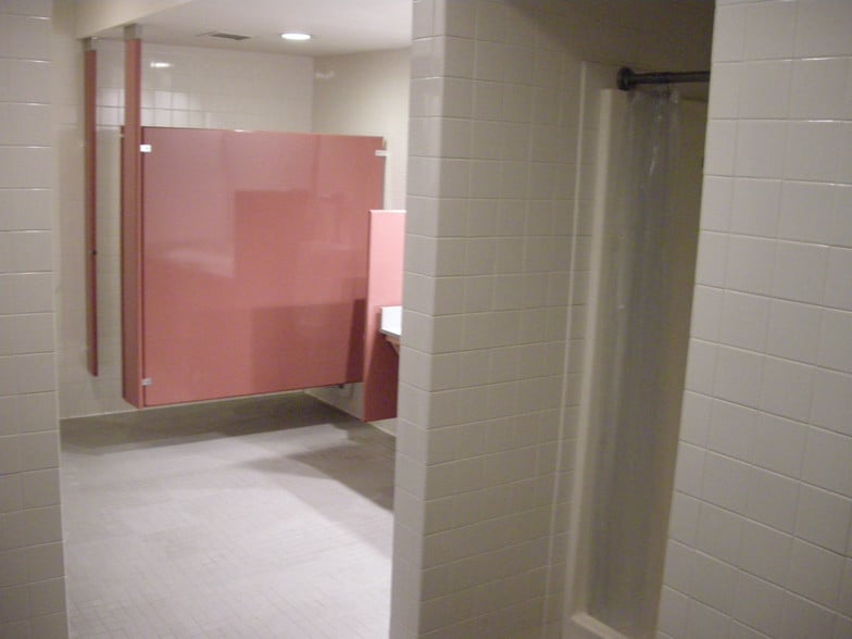 More Photos Of 215 Brooke Ave, Norfolk Office Residential For Sale