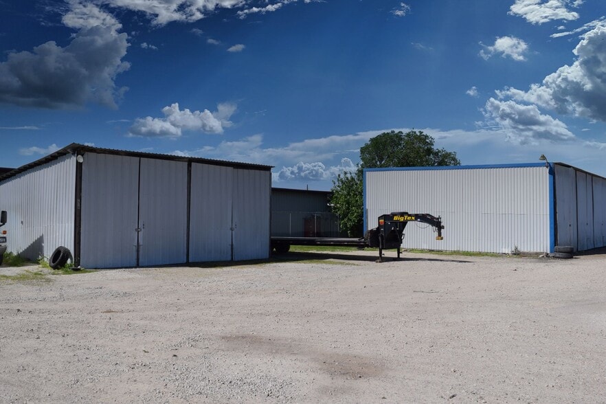 More Photos Of 7603 Wright Rd, Houston Self Storage For Sale