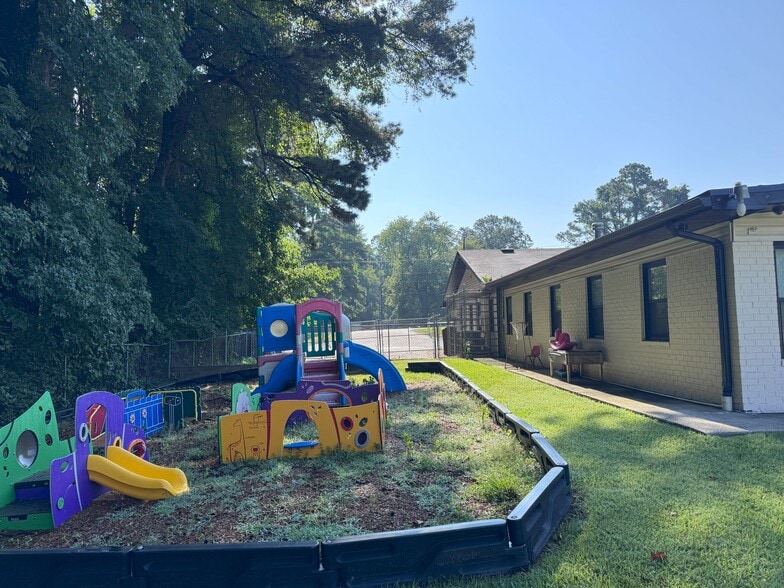 More Photos Of 6755 Old National Hwy, Atlanta Schools For Sale