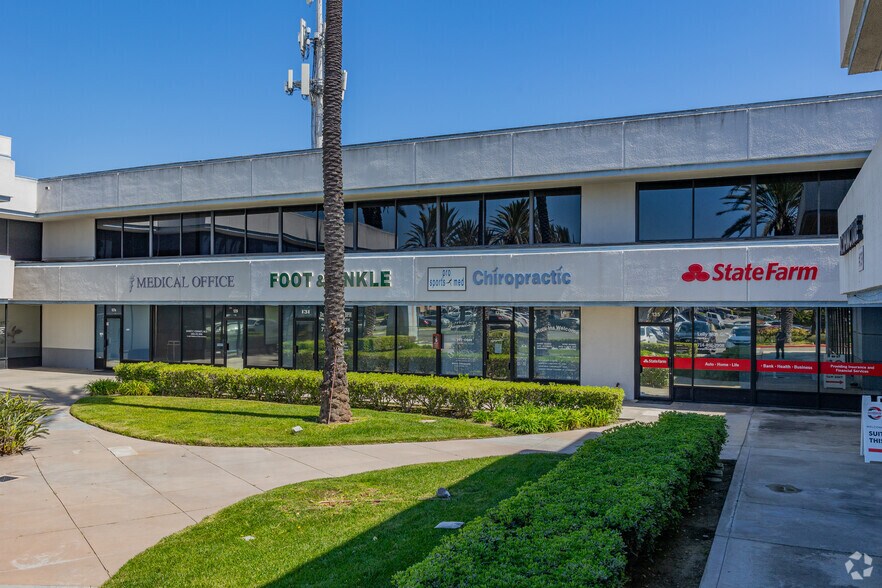 More Photos Of 12062 Valley View St, Garden Grove Medical For Lease