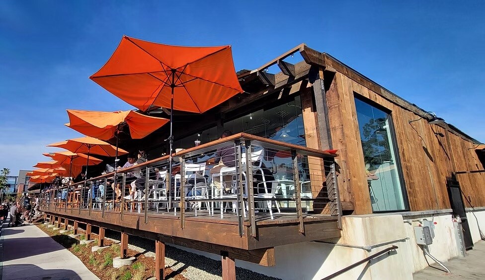 More Photos Of 330 3rd St, Redlands Restaurant For Lease