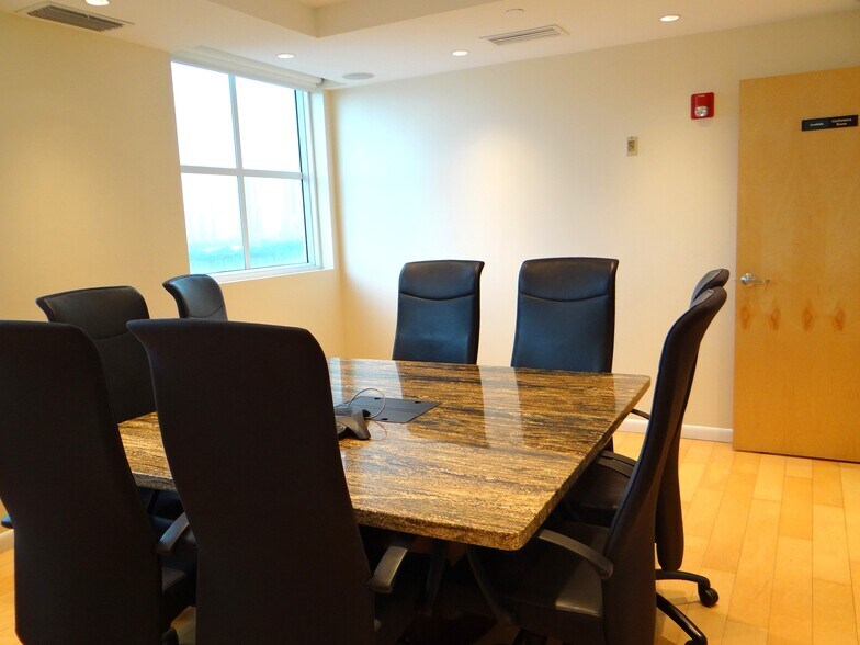 More Photos Of 3363 NE 163rd St, North Miami Beach Medical For Sale