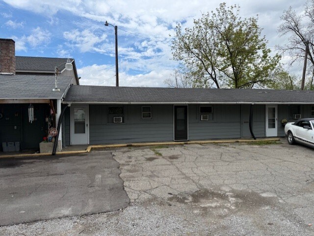Primary Photo Of 7134 N Dort Hwy, Mount Morris Apartments For Sale