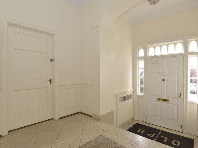 More Photos Of 260 S Wellwood Ave, Lindenhurst Loft Creative Space For Sale