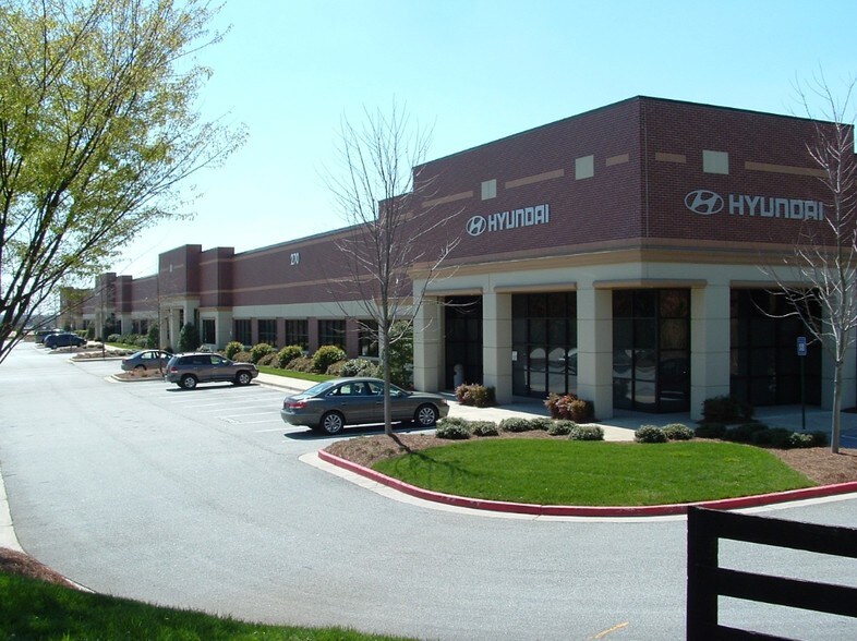 More Photos Of 270 Riverside Pky, Austell Distribution For Lease