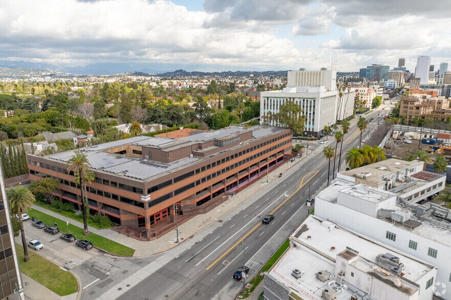 More Photos Of 4221 Wilshire Blvd, Los Angeles Office For Lease