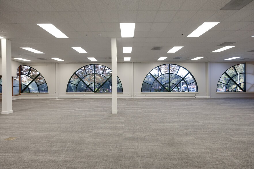 More Photos Of 1705 El Camino Real, Palo Alto Office For Lease