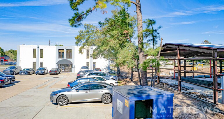 More Photos Of 10601 Grant Rd, Houston Office For Lease