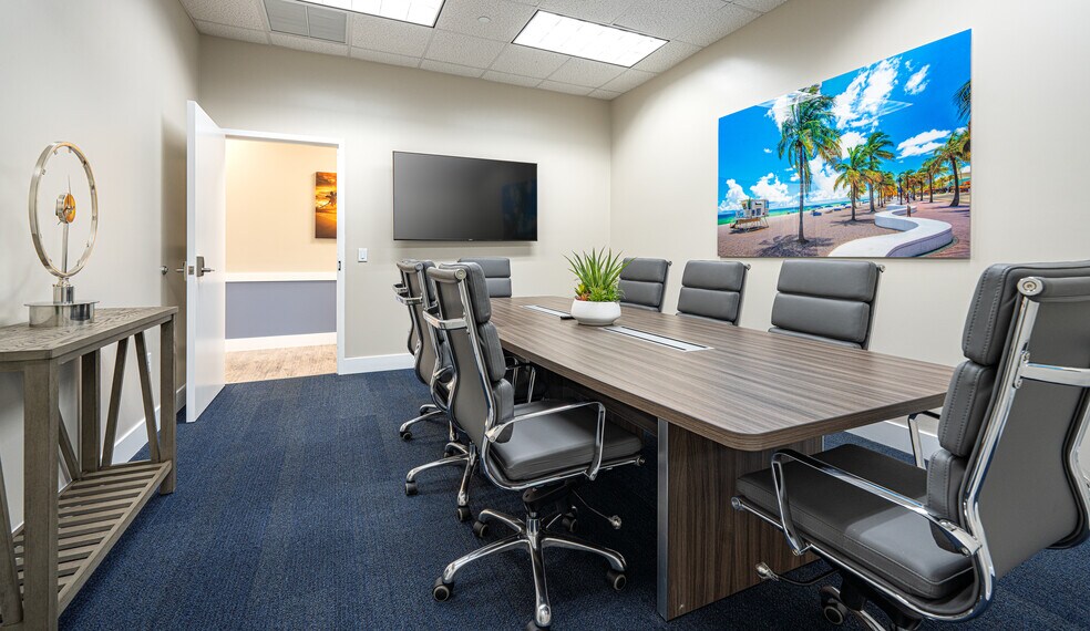 More Photos Of 770 SE Indian St, Stuart Office For Lease