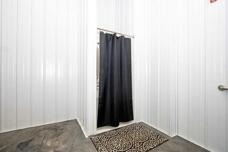 More Photos Of 7706B Congress Rd, West Salem Food Processing For Lease