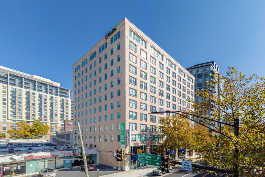 More Photos Of 7735 Old Georgetown Rd, Bethesda Office For Lease