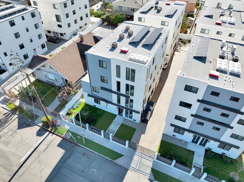 More Photos Of 1326 W 35th Pl, Los Angeles Apartments For Sale