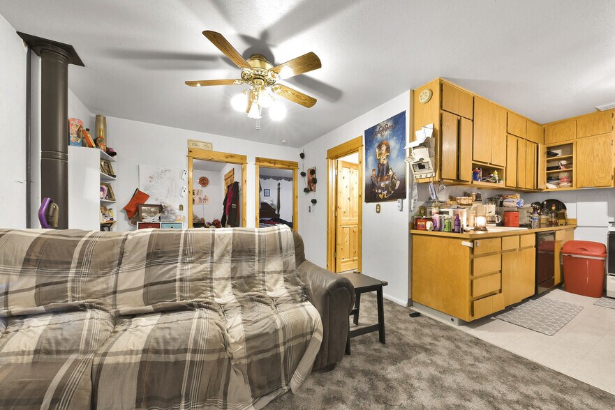 More Photos Of 16 N Main St, Payette Storefront Retail Residential For Sale