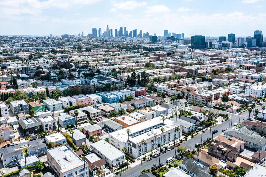 More Photos Of 130 N Alexandria Ave, Los Angeles Apartments For Sale