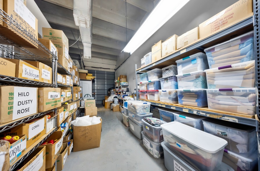More Photos Of 2693 W 76th St, Hialeah Warehouse For Sale