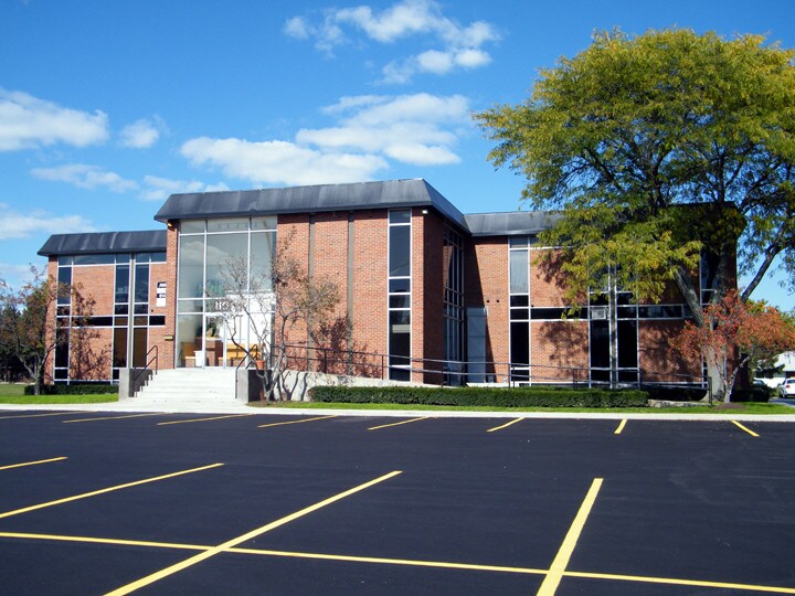 Primary Photo Of 1100 Morse Rd, Columbus Medical For Lease
