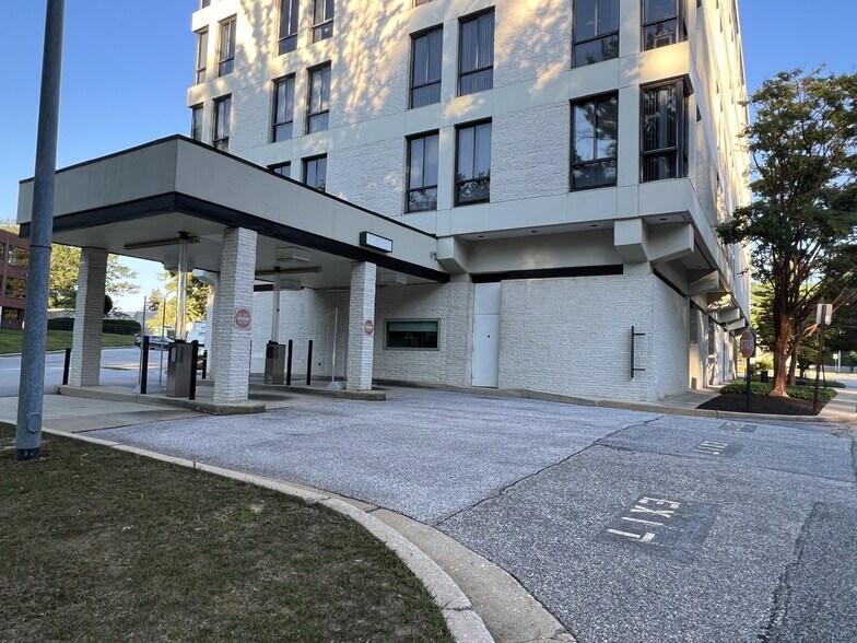 More Photos Of 3635 Old Court Rd, Pikesville Office For Lease