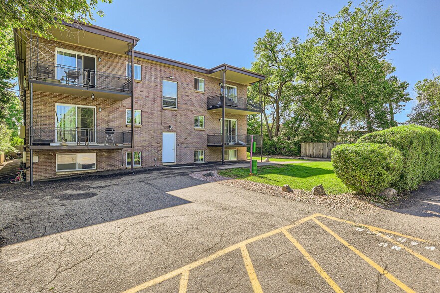 More Photos Of 1363 Pierce St, Lakewood Apartments For Sale