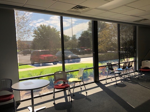 More Photos Of 14701 Cumberland Rd, Noblesville Research And Development For Lease