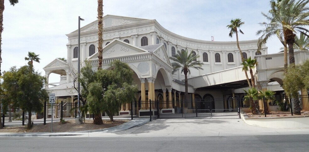 More Photos Of 3355 Procyon St, Las Vegas General Retail For Sale