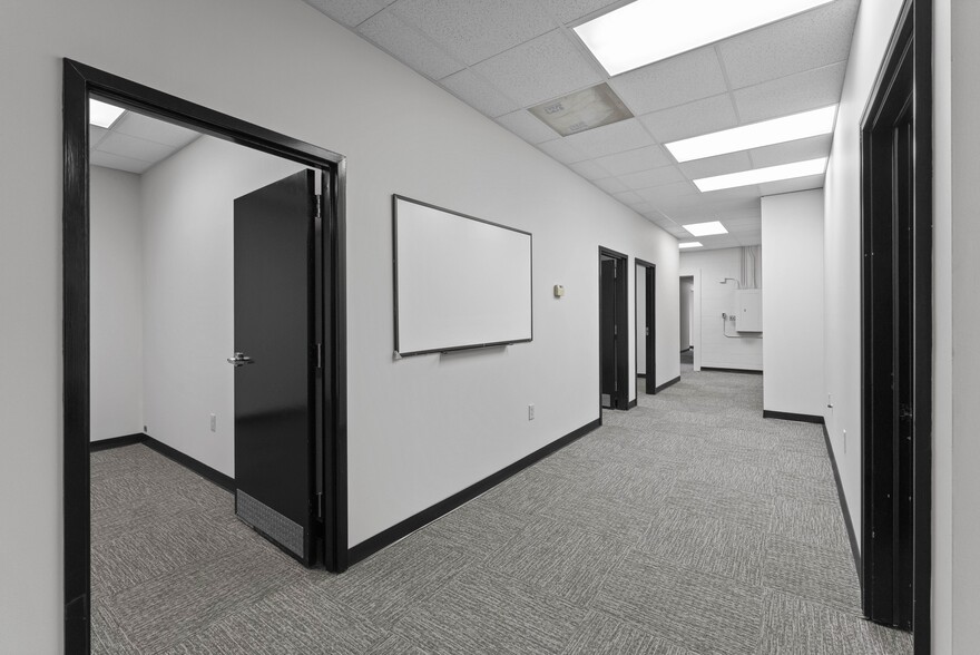 More Photos Of 152 S Iredell Industrial Park Rd, Mooresville Light Manufacturing For Lease