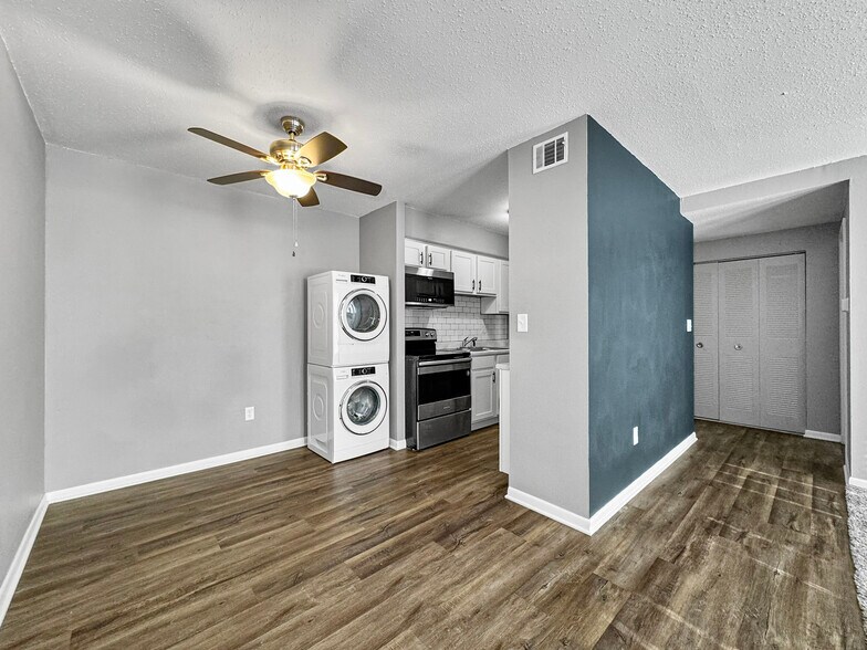 More Photos Of 3300 S Westbrooke Ln, Sioux Falls Apartments For Sale