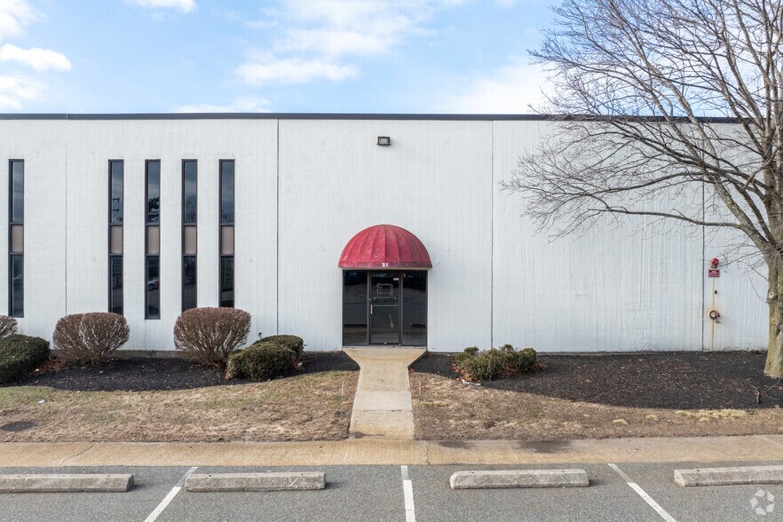 More Photos Of 81-87 York Ave, Randolph Warehouse For Lease