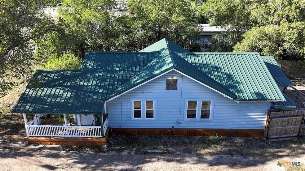More Photos Of 1440 Business 35 S, New Braunfels, TX 78130, New Braunfels Office Residential For Sale