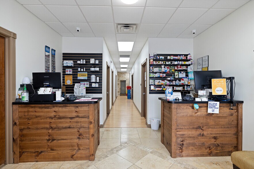 More Photos Of 1824 N Hwy CC, Nixa Medical For Lease