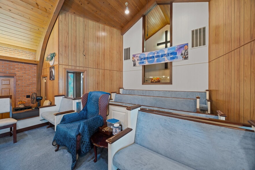 More Photos Of 4334 W Pine St, Farmville Religious Facility For Sale