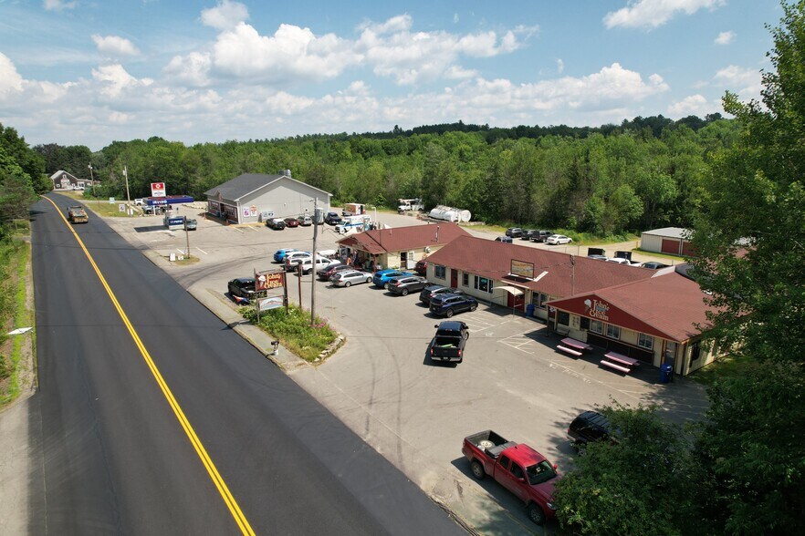 More Photos Of 502-510 Belfast Augusta Rd, Liberty General Retail For Sale